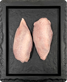 2 Skin On Chicken Breast Fillets