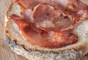 Rindless Middle Bacon